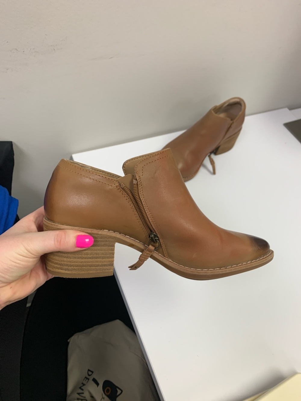 Hush Puppies Tan Leather Ankle Booties with Darkened Toe - Picture 4 of 4